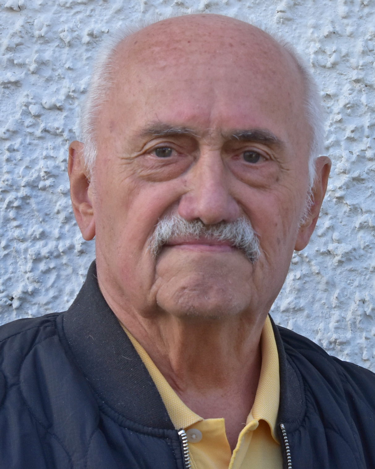 Dr. Eckhard Oberklammer